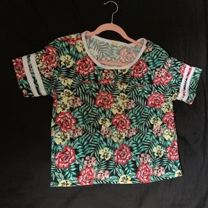 Over-sized cropped tee